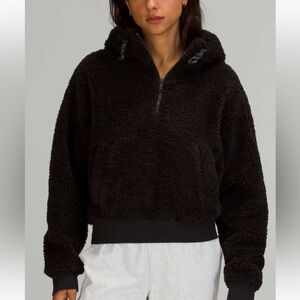 Lululemon textured fleece 1/2 zip black size 12